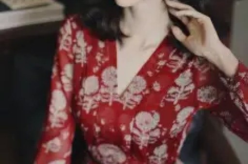 知名演员被曝出轨！恋爱13年有8年脚踏两条船